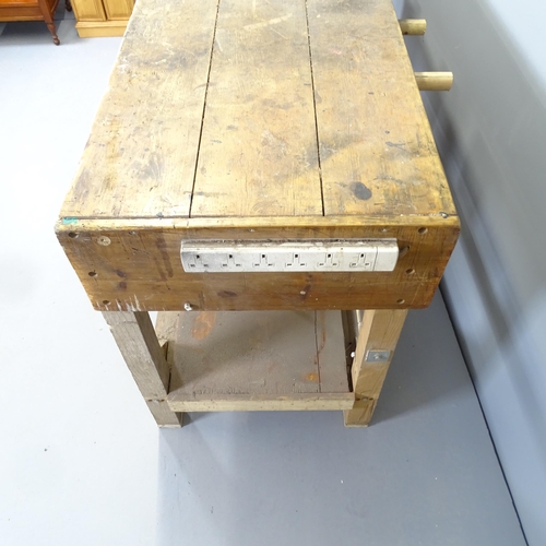 2531 - A vintage pine two-tier workbench with fitted Record 52E vice and electrical sockets (not tested). 1... 