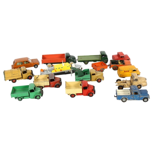 102 - DINKY - a quantity of Dinky Supertoys, Dinky Toys, including a Dinky Supertoys guy trailer van, and ... 