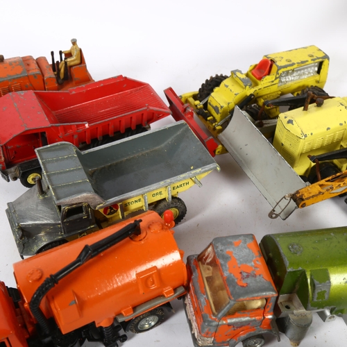 103 - DINKY - a quantity of loose Dinky Supertoys and Dinky Toys, including a model 279 Dinky Toys Aveling... 