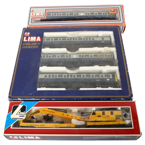 169 - LIMA - a OO gauge L149810 Class 117 3-car DMU in British Rail blue/grey, complete in original box, a... 