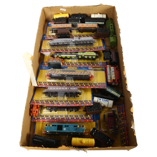 173 - THE ERTL COLLECTION - THOMAS AND FRIENDS - a quantity of Thomas The Tank Engine diecast locomotives ... 