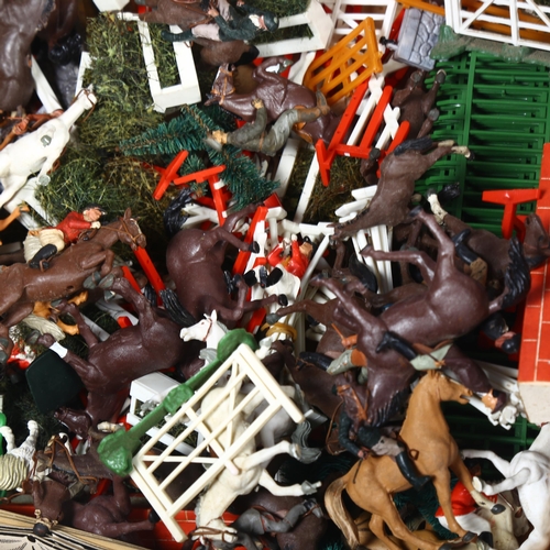 207 - BRITAINS LTD - a quantity of plastic Britains Ltd show jumping figures and associated accessories, i... 