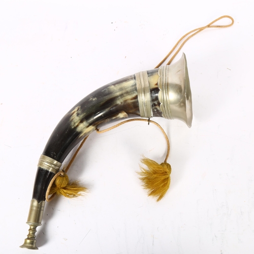 457 - An early 20th century hunting horn, with plated mounts, L30cm