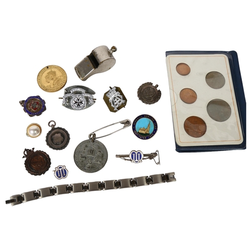 485 - Britain's first decimal coin set, badges, titanium bracelet etc