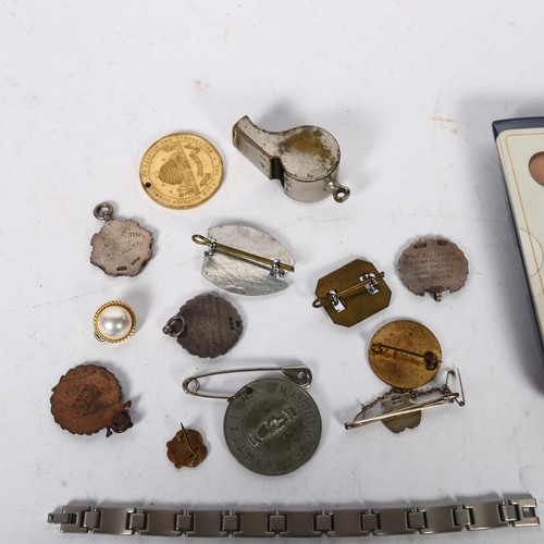 485 - Britain's first decimal coin set, badges, titanium bracelet etc