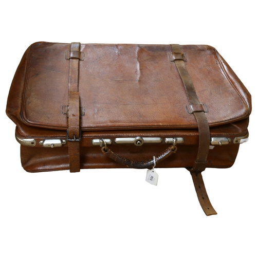 556 - SAC-VALISEA SOUFFLETS - an early 20th century French leather suitcase, with chrome mounts, L60cm, la... 