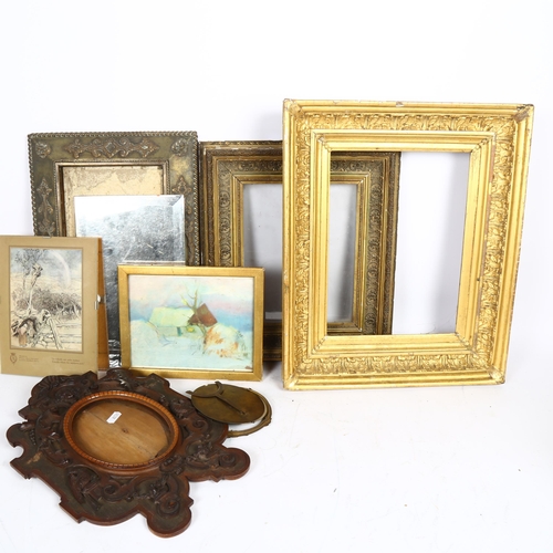 585 - A group of Vintage and Antique frames, including several giltwood frames, and a French style cushion... 