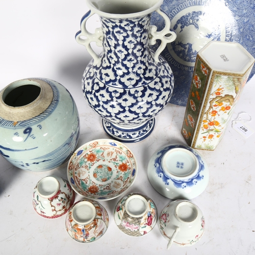 807 - A Chinese blue and white ginger jar, 16cm, jar and cover, tea bowls, etc