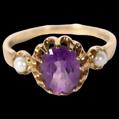 1214 - A 9ct gold amethyst and pearl set dress ring, size Q