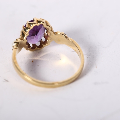 1214 - A 9ct gold amethyst and pearl set dress ring, size Q