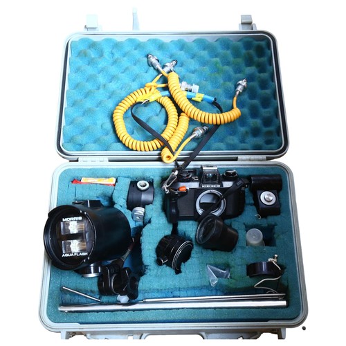 642 - A Nikon Nikonos IV-A underwater camera and associated accessories, including Morris aqua-flash, in h... 