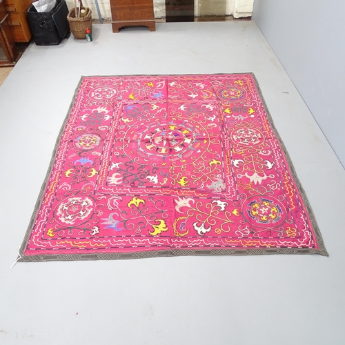 2335 - An Uzbec Suzani rug. 180x150cm