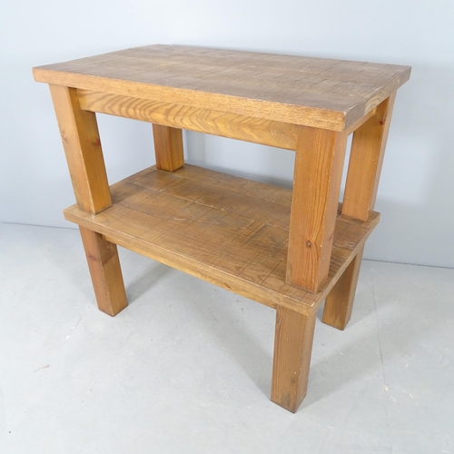 2721 - A pair of Japanese low pine tables. 100x51x60cm.