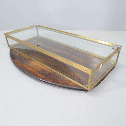 2745 - A tabletop shop display cabinet with lifting lid, mounted to wooden base. Cabinet dimensions 100x15x... 