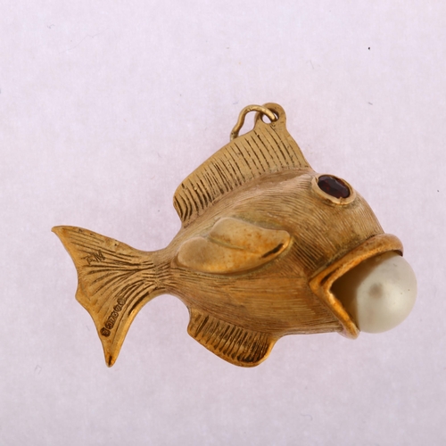 1130 - A mid-20th century 9ct gold cultured pearl and garnet figural fish charm/pendant, maker's marks FM, ... 