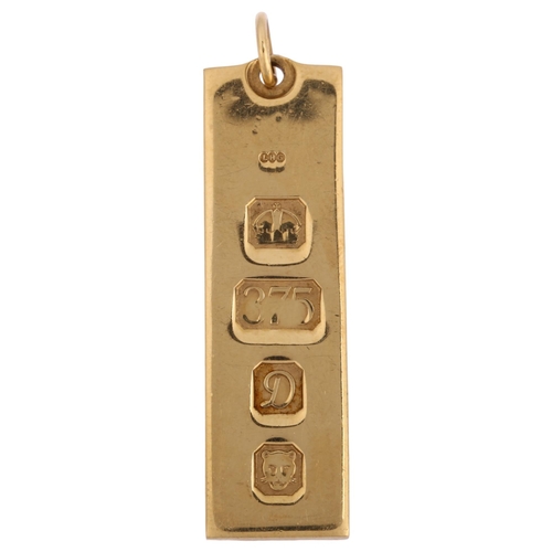 1134 - A late 20th century 9ct gold ingot pendant, maker's marks LHG, London 1978, height 47.6mm, 15g