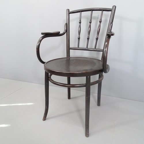 2115 - A Thonet style bentwood chair.