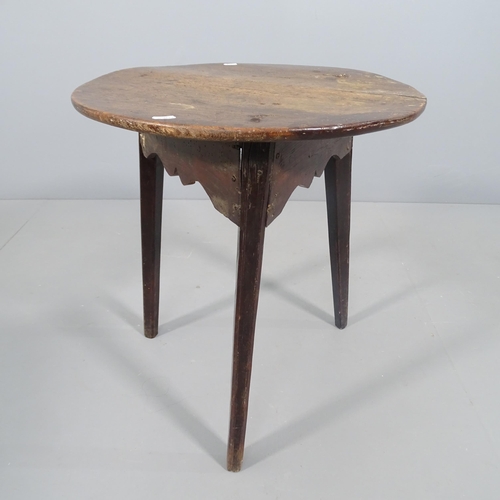 2276 - A 19th century elm cricket table. 51x59cm.