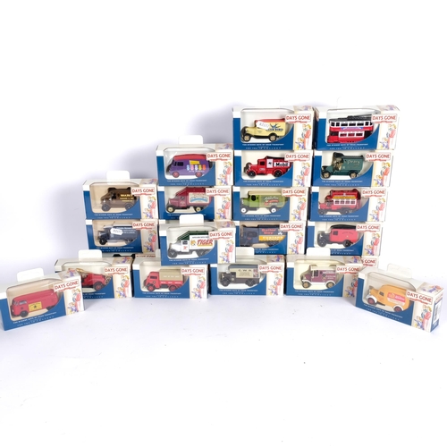 50 - A group of boxed diecast vehicles, Lledo Collectables, the Days Gone Series (40)