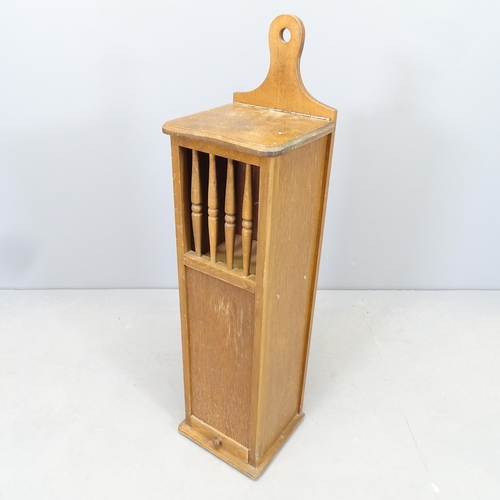 2765 - A French pine baguette box. Height 93cm