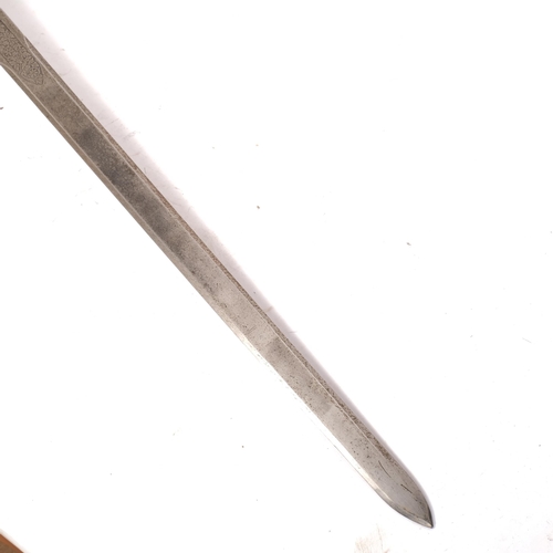 196 - A reproduction broad sword, H120cm