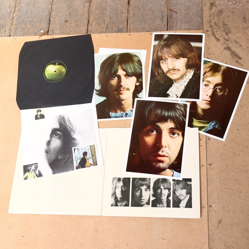 389 - THE BEATLES - White double Album, PMC 7067-8, including photographs of the band members, and fold-ou... 