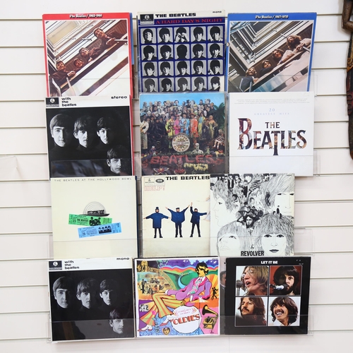 409 - A group of albums, to include mainly The Beatles, but also to include Paul McCartney, Jake Thackerey... 