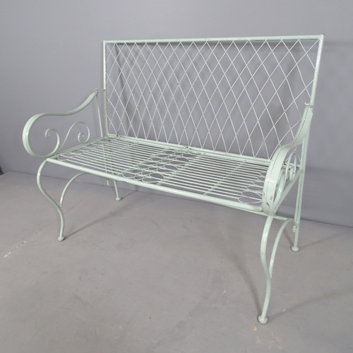 2710 - A painted wirework garden bench. 111x94x58cm.