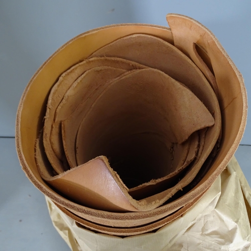 2739 - A roll of oak-leaf veg-tanned leather, imported from the USA by Tandy Thickest 5mm.
From the worksho... 