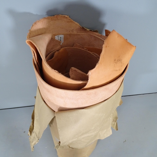 2741 - A roll of three sides of oak-leaf veg-tanned leather, imported from the USA by Tandy Thickest 4mm.
F... 