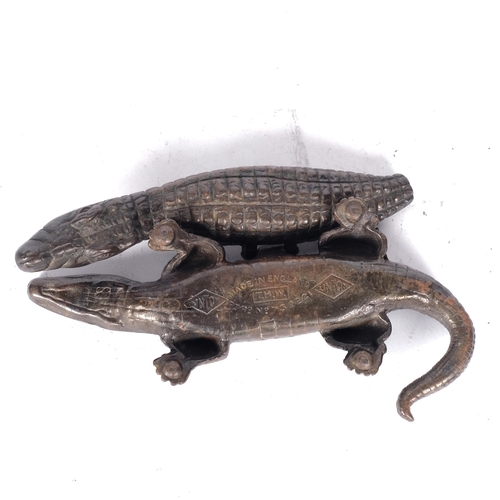 588 - Vintage patented cast-iron crocodile desk tidy, L24cm