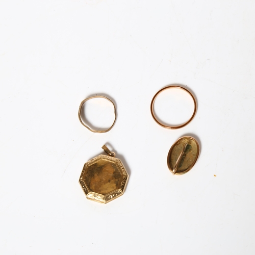 956 - A group of gold jewellery, to include a 9ct gold locket, signet ring and single earring, 4.1g, and a... 