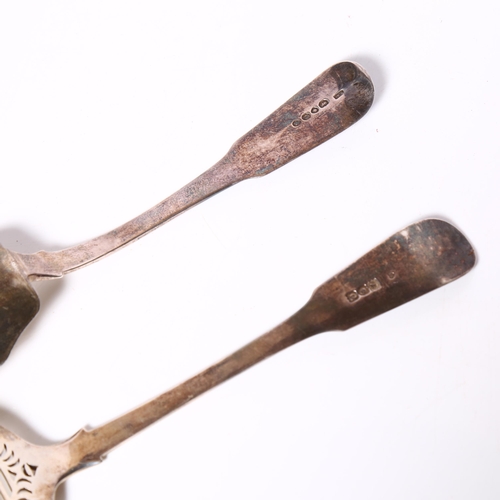 972 - A Victorian silver fish slice and similar silver serving fork, 7.8oz