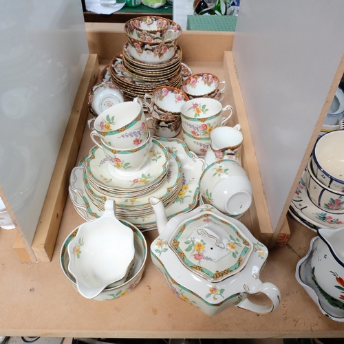 666 - An Edwardian porcelain tea set for 6 people, with floral and gilded decoration, and a 1930s Johnson ... 