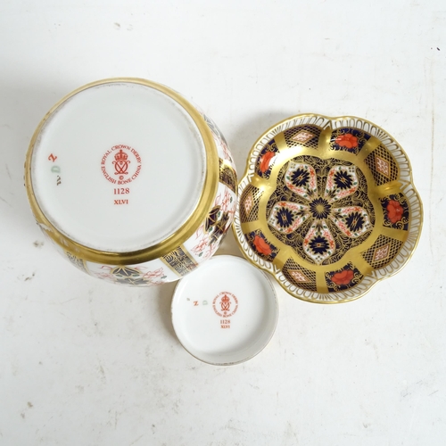 733 - Royal Crown Derby Imari style jar and cover, 1128, H11cm, and matching dish