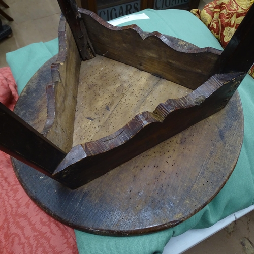 2276 - A 19th century elm cricket table. 51x59cm.