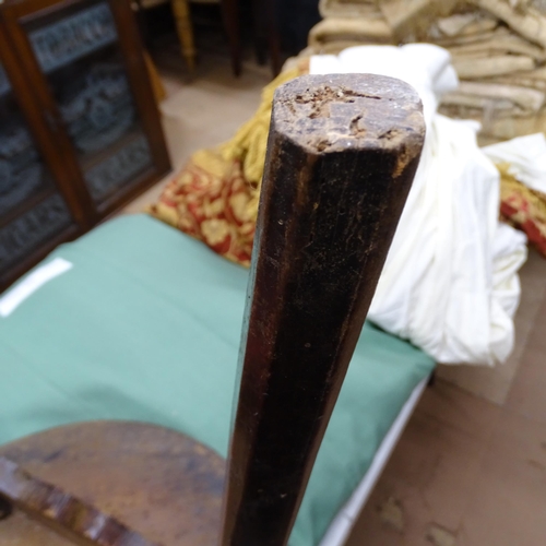 2276 - A 19th century elm cricket table. 51x59cm.