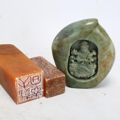 153 - A group of Chinese carved stone seals and ornaments (5)