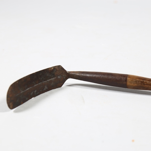 192 - Holtzapefel & Co, ribbed hickory-shafted gold sickle weed cutter, circa 1920s, registered design no.... 