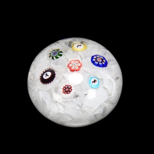 72 - BACCARAT GRIDDEL - small size glass paperweight, circa 1845 - 1860, diameter 5cm