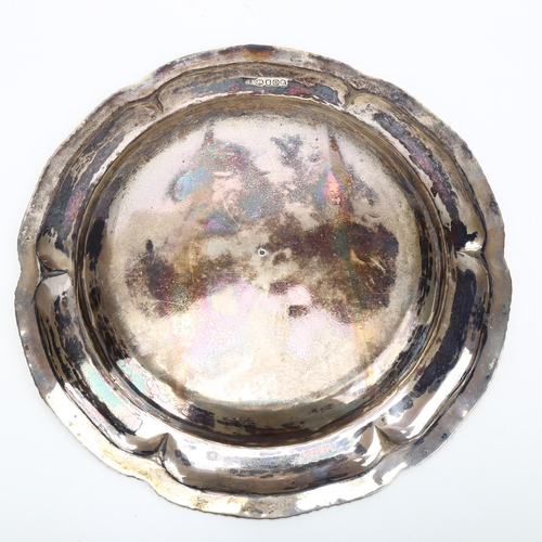 1503 - A George III silver salver, John Edwards III, London 1809, circular lobed form with gadrooned rim an... 