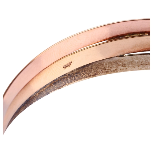 1123 - An Italian 9ct three-colour gold hinged bangle, setting height 14.9mm, internal circumference 20cm, ... 