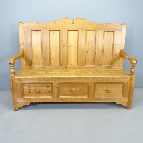 2577 - A reclaimed pine settle, with 3 drawers under, with label for Keenpine furniture. 152x114x52cm.