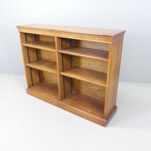 2601 - A 19th century style side-by-side open bookcase, with four adjustable shelves. 121x93x30cm.