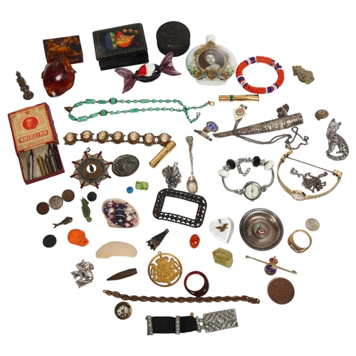 117 - A tray of various items, to include Queen Elizabeth II scent bottle, beadwork, bangle bog oak box, a... 