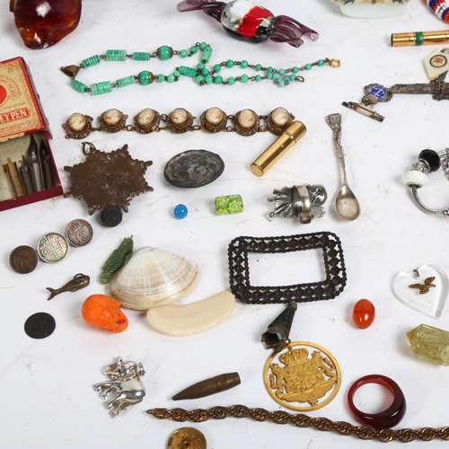 117 - A tray of various items, to include Queen Elizabeth II scent bottle, beadwork, bangle bog oak box, a... 