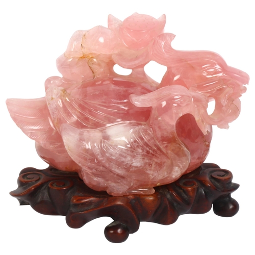 145 - A Chinese carved rose quartz group, 2 mandarin ducks on stand, H16cm