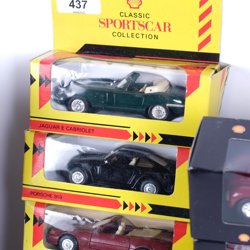 437 - A quantity of boxed diecast vehicles, a large quantity from the Shell Classico Collezione, all Ferra... 