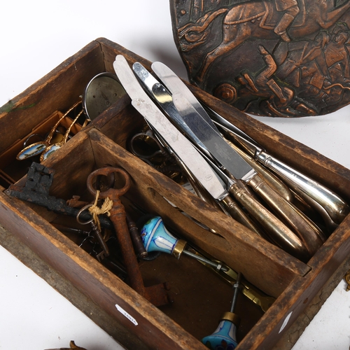 640 - An Antique brass desk bell, keys, candle snuffer, pistol-grip knifes etc