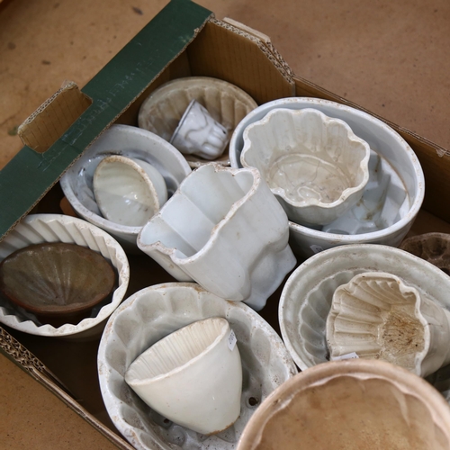 783 - A boxful of Vintage ceramic jelly moulds